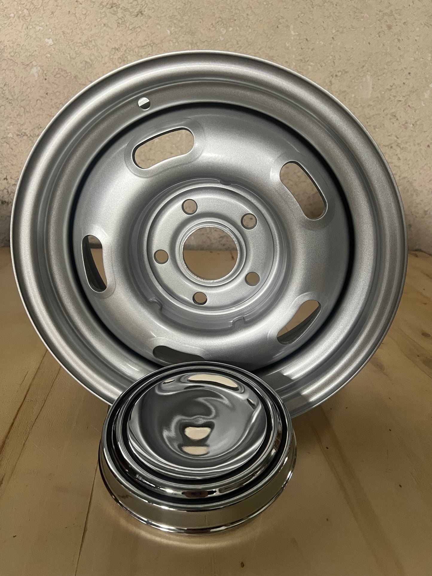 14X6J PCD 5/114.3 SILVER 5 SLOT STEEL WHEEL - LT CUSTOM WHEEL